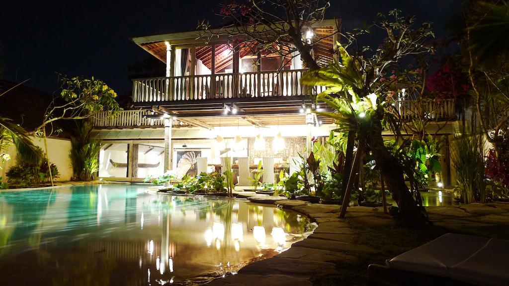Phinisi - Seminyak (Bali)