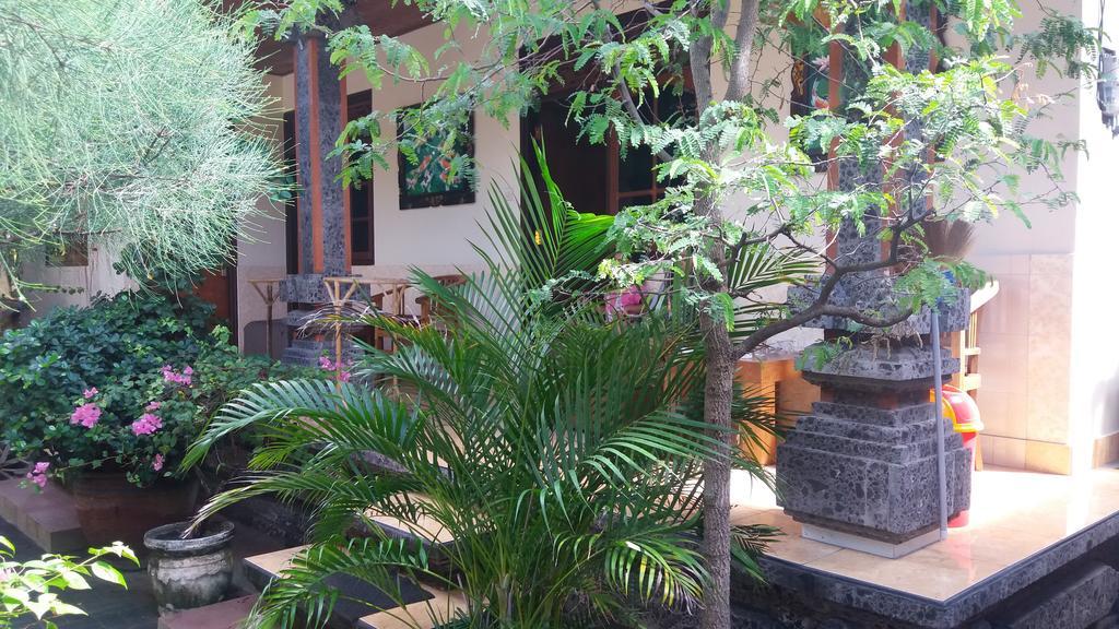 Nadialit Seminyak (Bali)