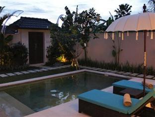 Villa Bugis Kayu Aya Seminyak