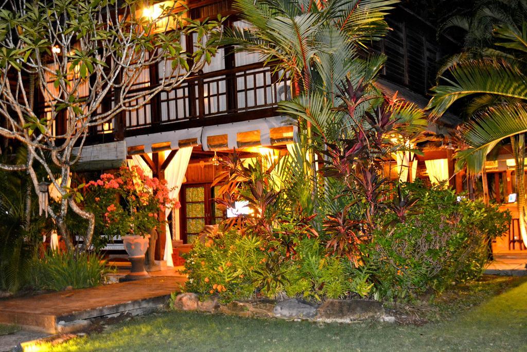 Villa Una Seminyak (Bali)