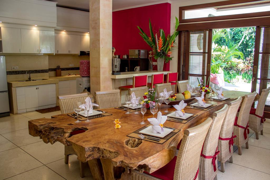 Arwana Estate Villa *