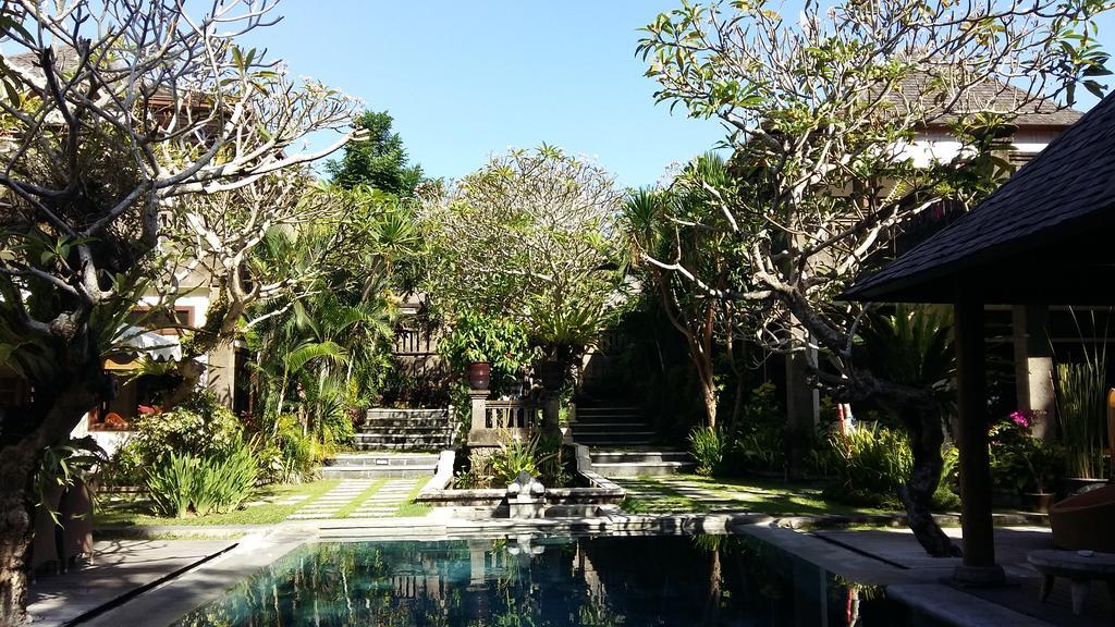 Villa Arwana Estate
