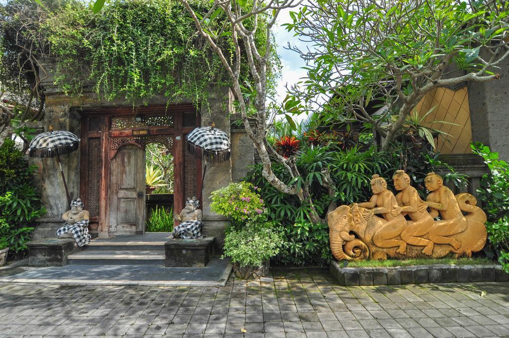 Arwana Estate