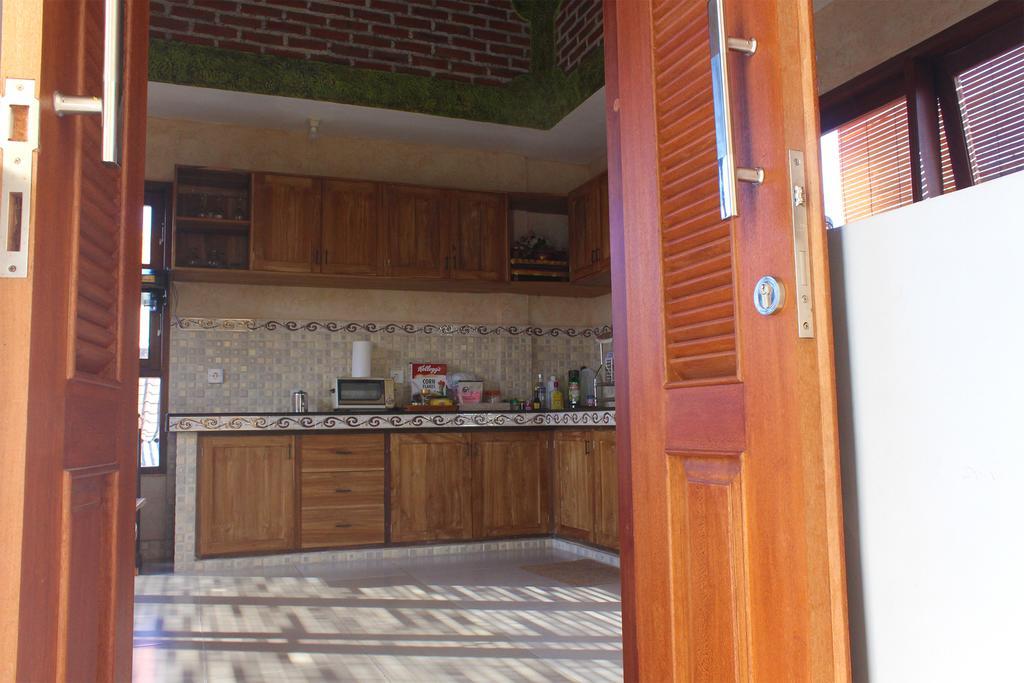 Guest house Cr Tris 2*