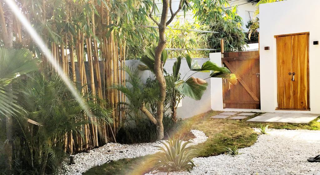 Infinity & Beyond Villa Seminyak (Bali)