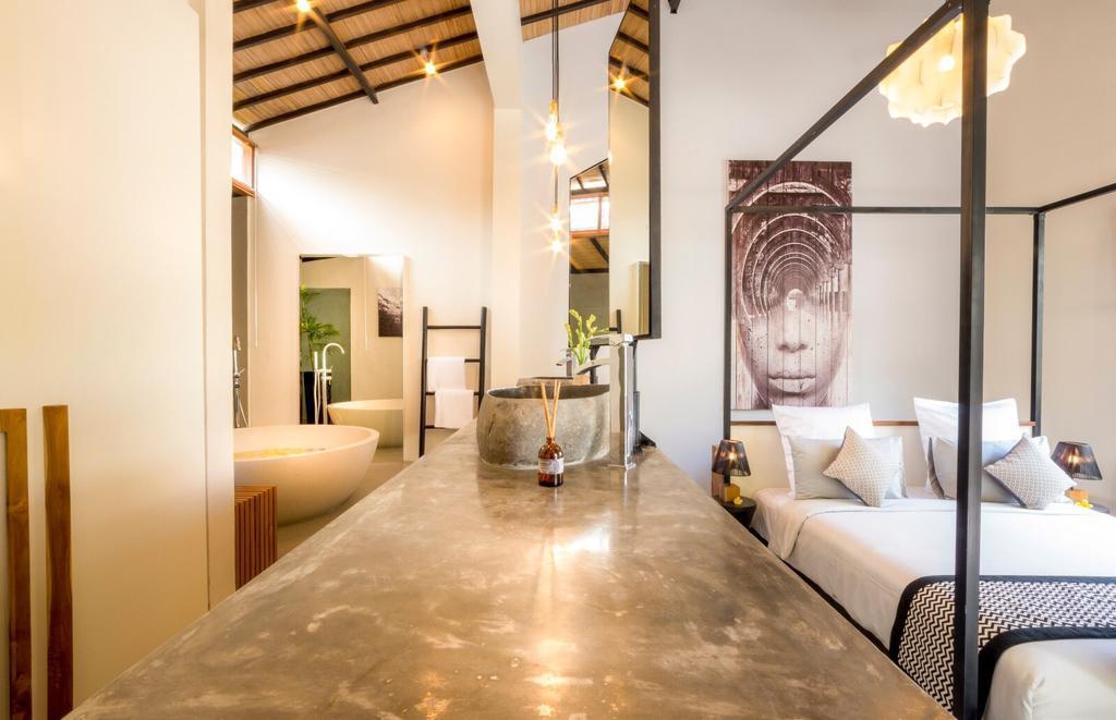 Infinity & Beyond Seminyak (Bali)