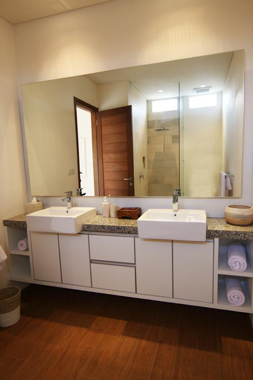 Aditi, Sitara Group