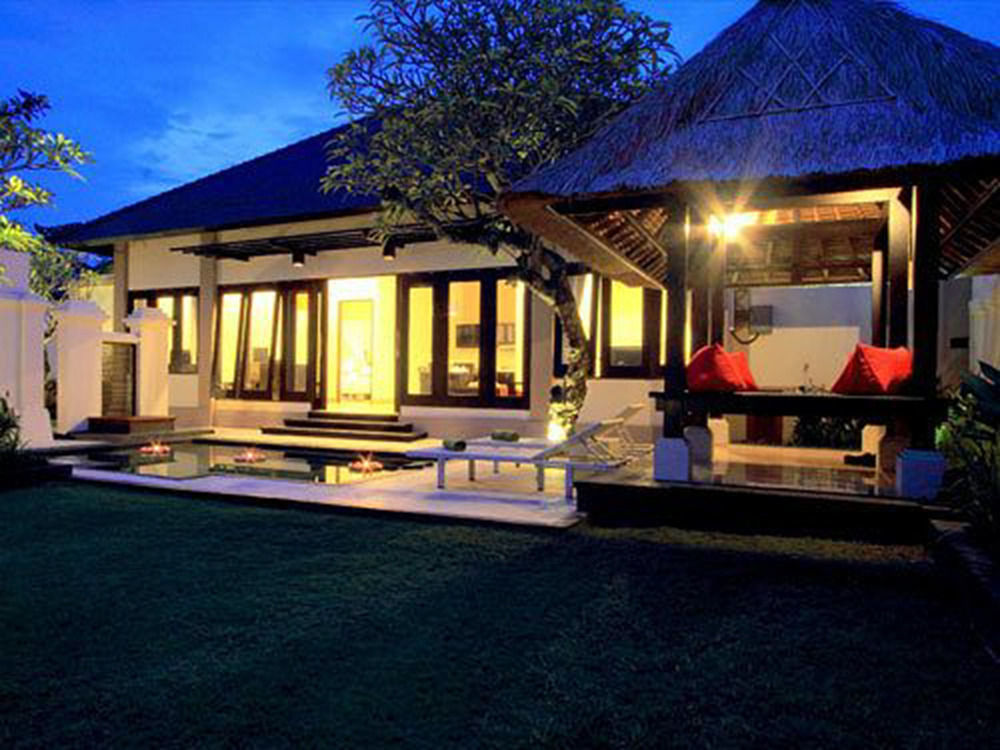 The Tukad Villa Seminyak (Bali)
