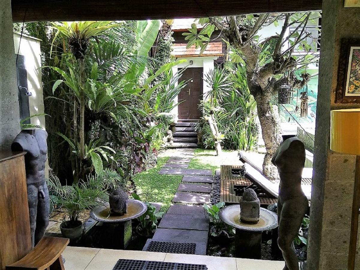Umah Watu Guest house
