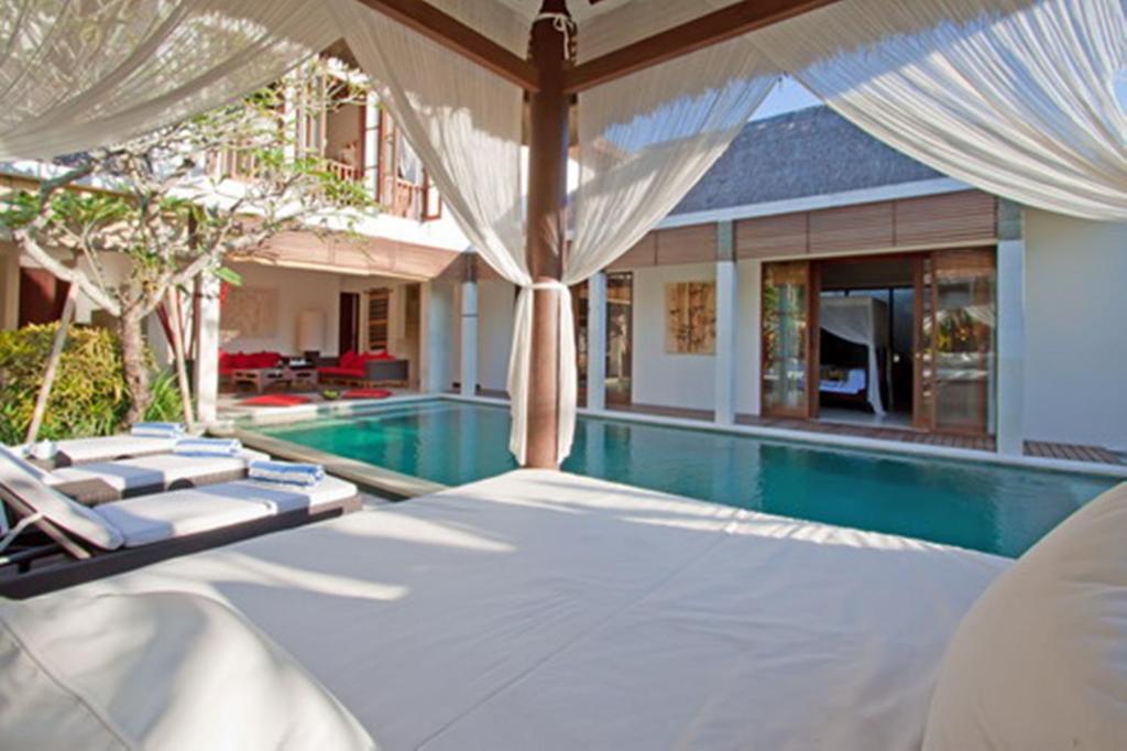 Arwana Estate * Seminyak (Bali)