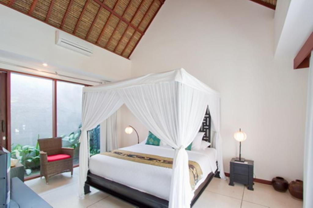 Arwana Estate Villa Seminyak (Bali)