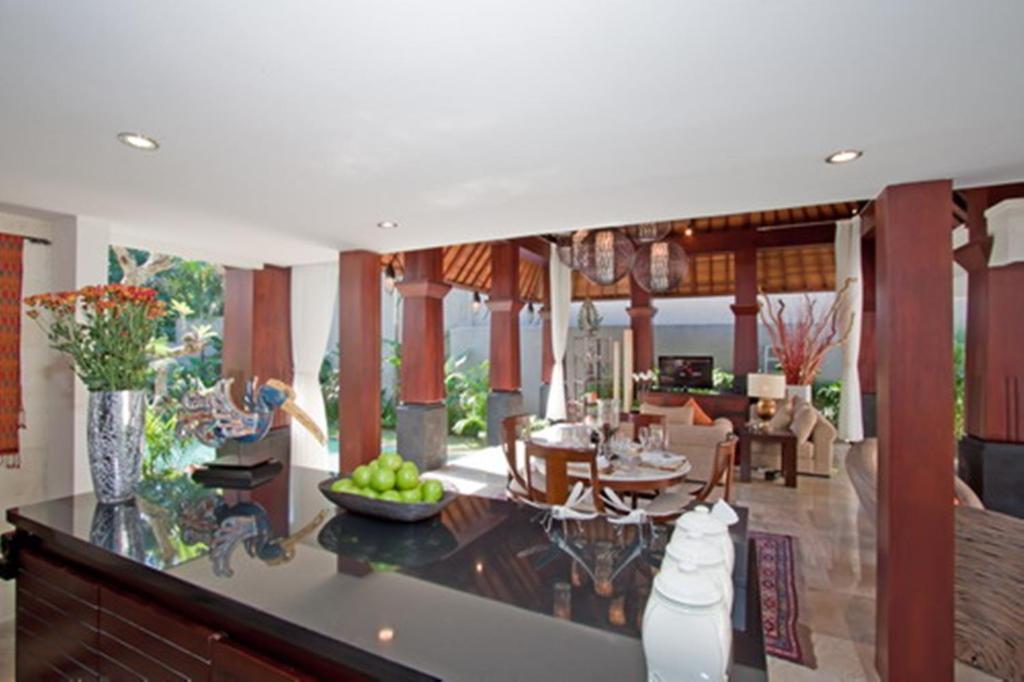 Arwana Estate * Seminyak (Bali)