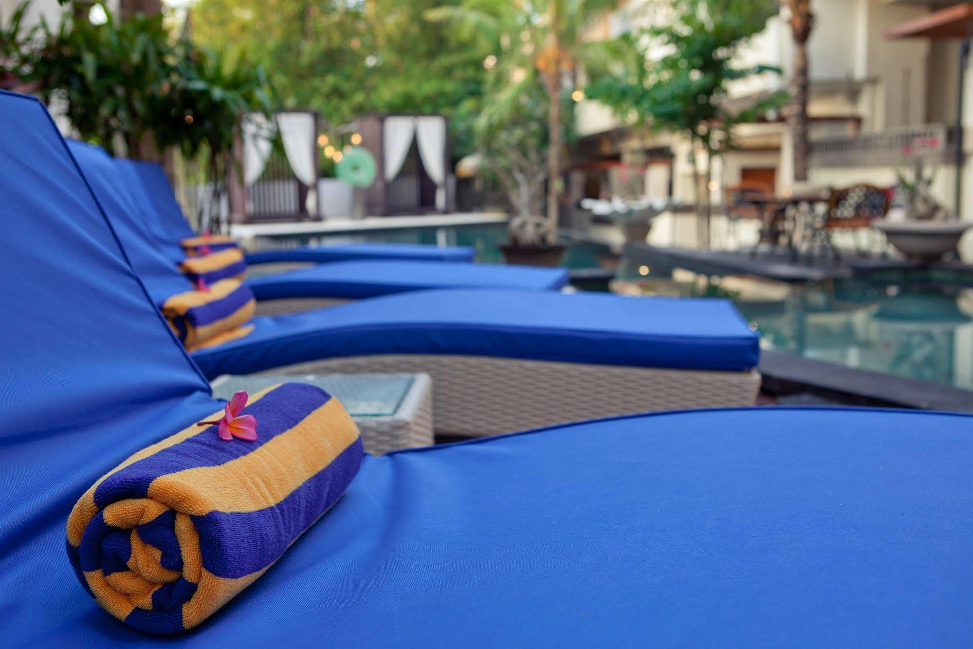 Marbella Pool Tempat peranginan