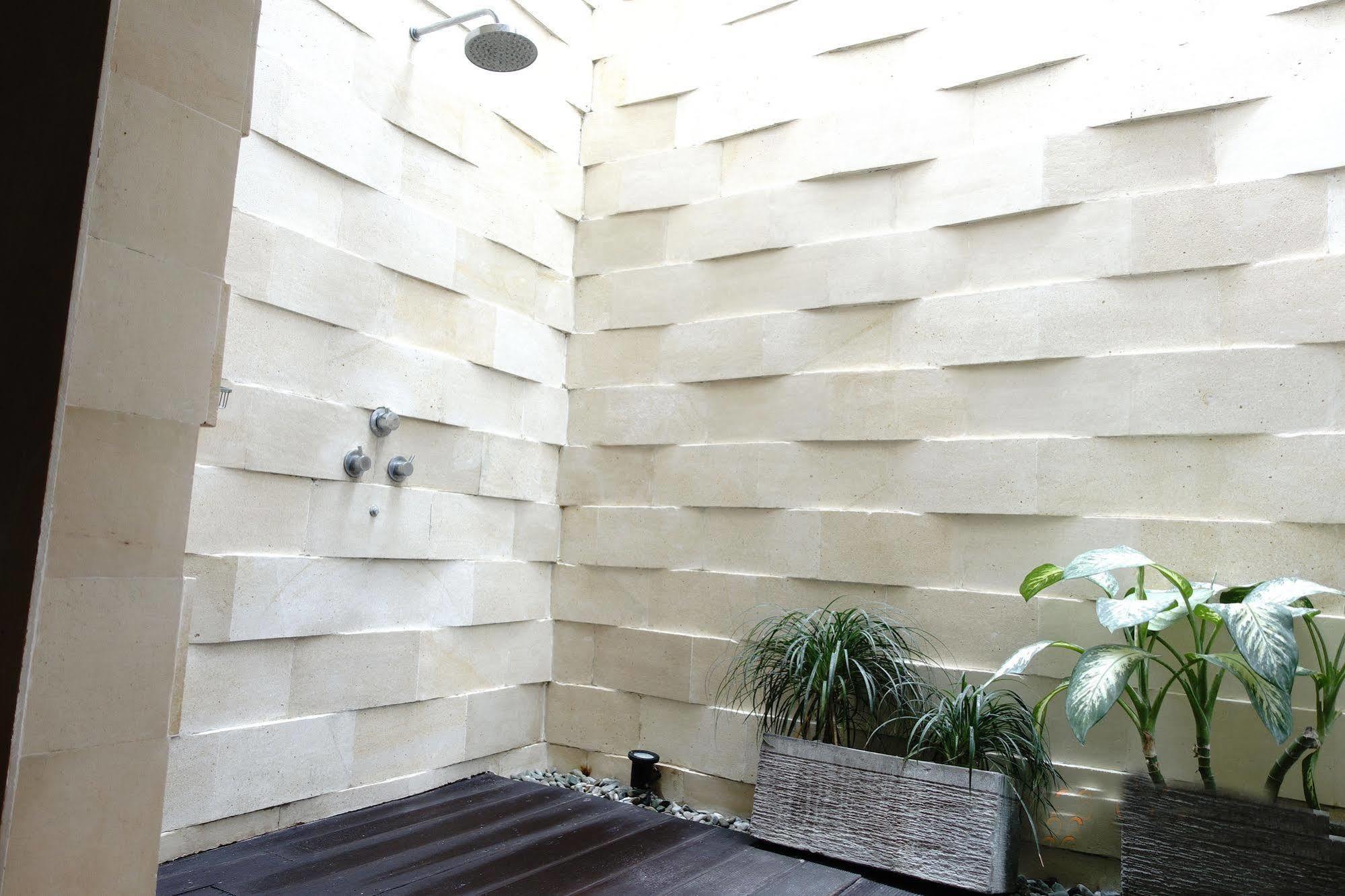 Grania Bali Villa *