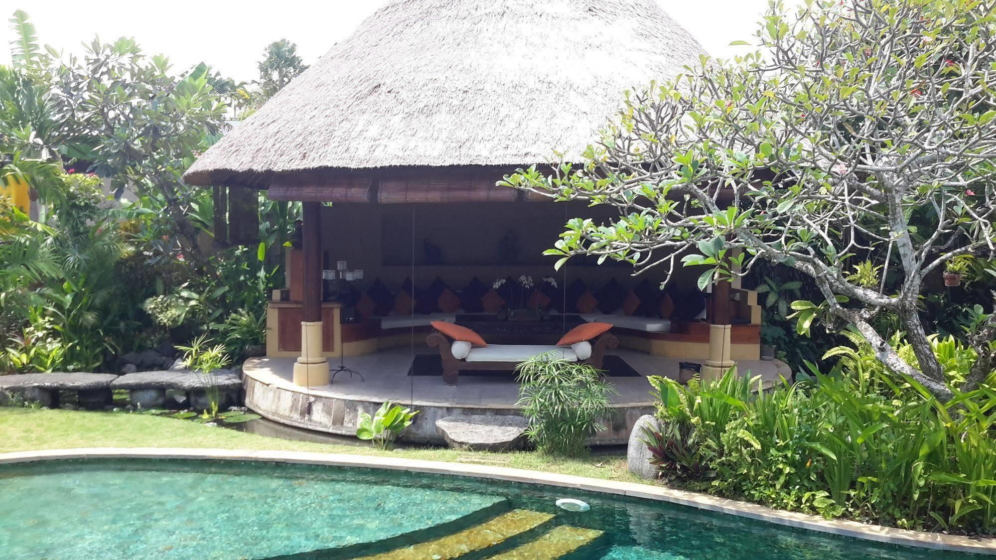 Plawa Asri Villa Seminyak