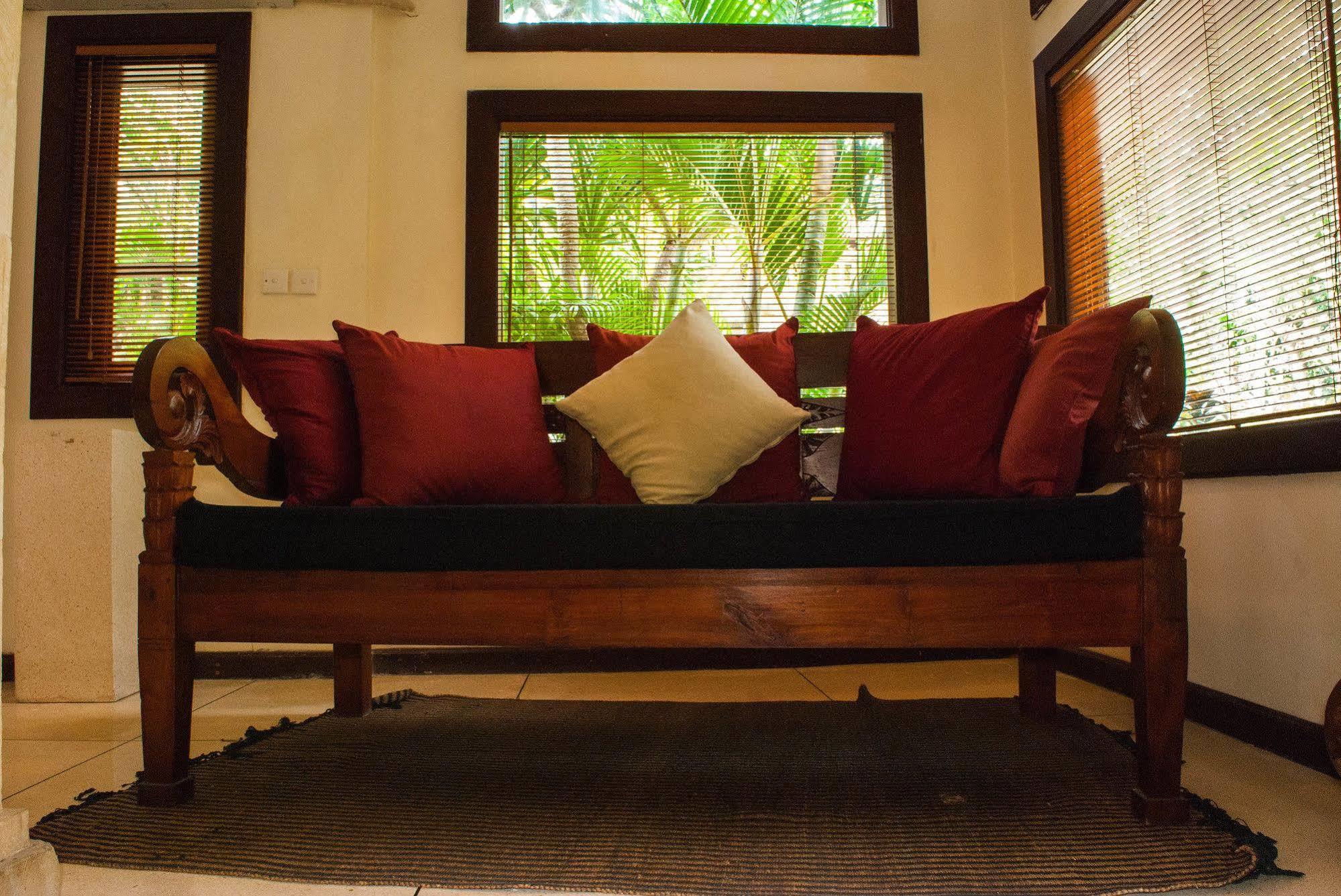 Arwana Estate Seminyak (Bali)