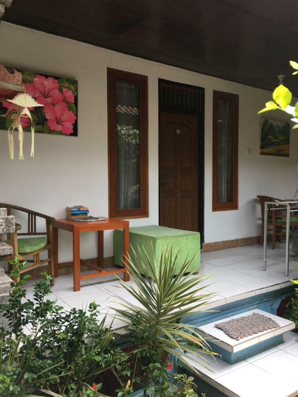 Nadialit Homestay *