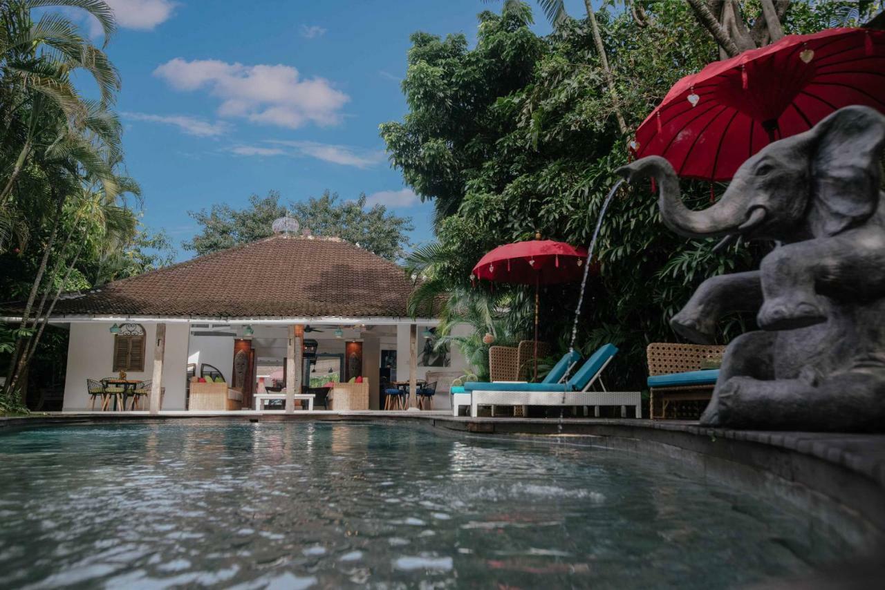 The Secret Jungle Villa Seminyak (Bali)