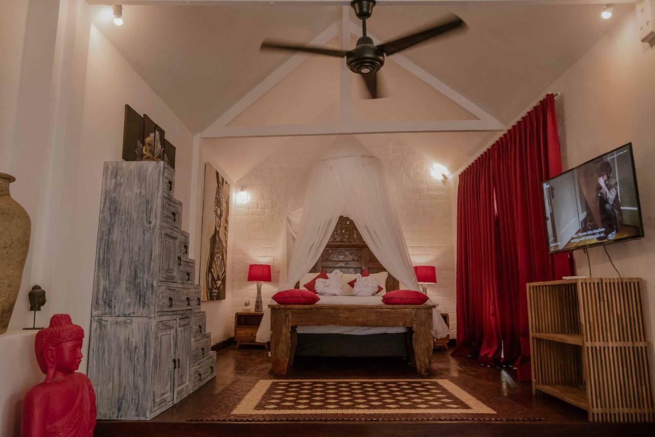 The Secret Jungle Villa *