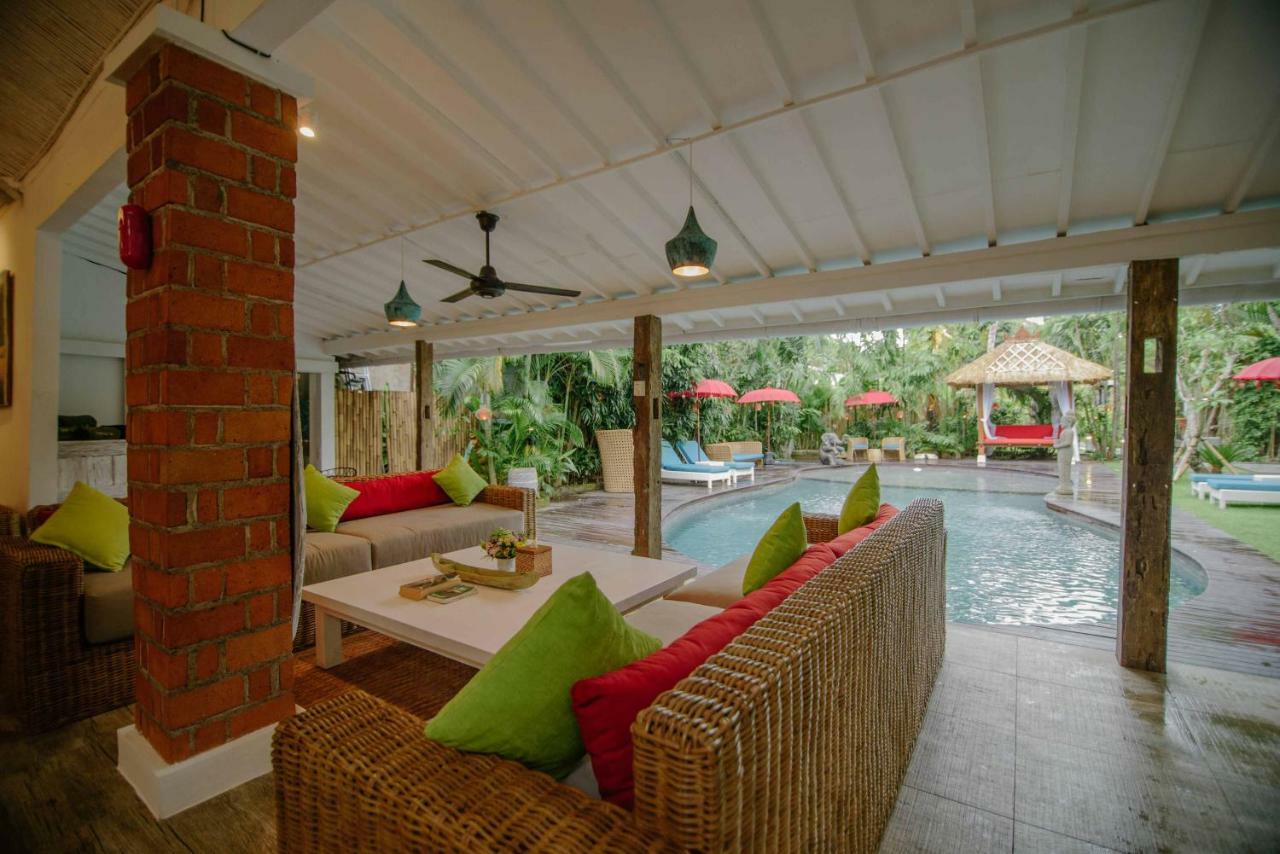 The Secret Jungle Villa *