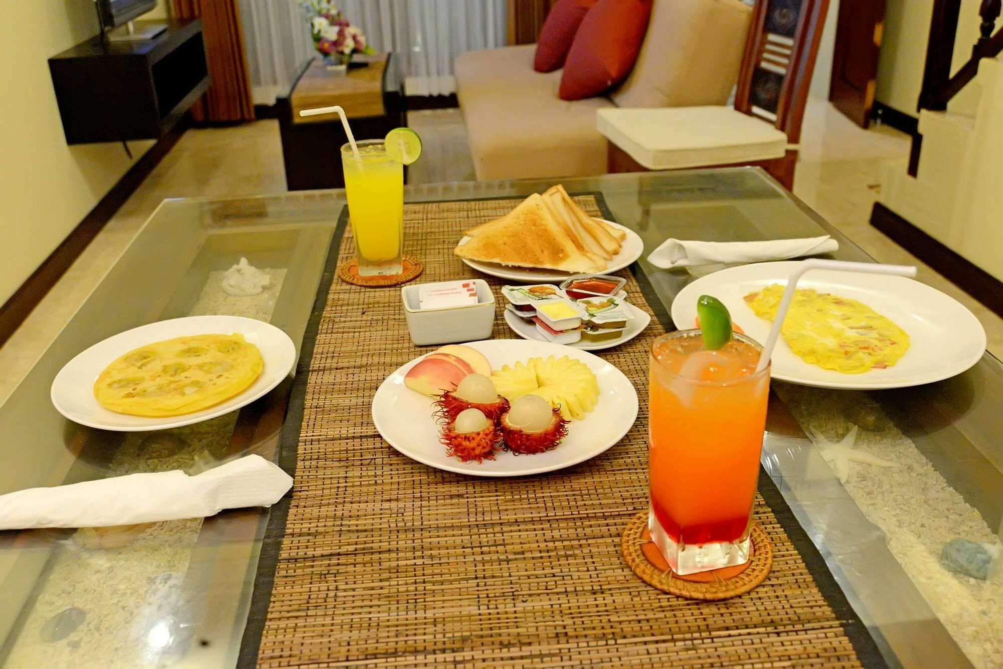 Aw Aparthotel