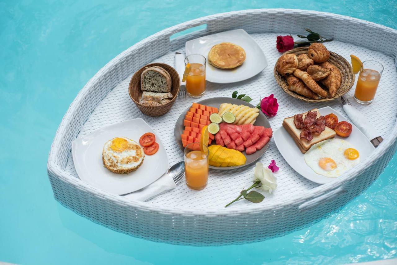 Villa Cocowhite Seminyak