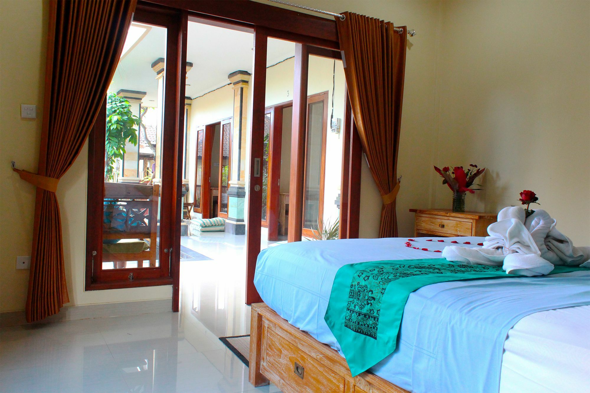 Guest house Cr Tris Seminyak (Bali)