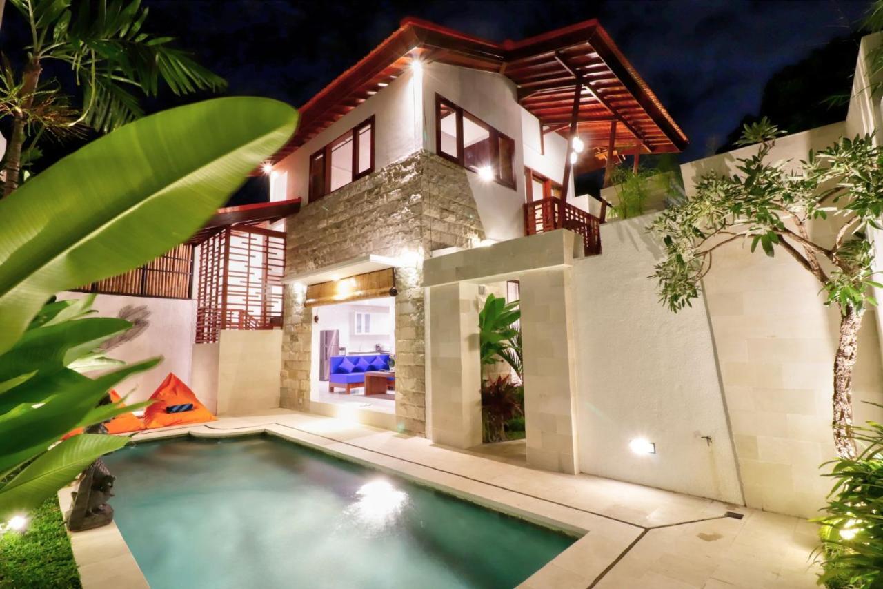 Cosmo, Villa *