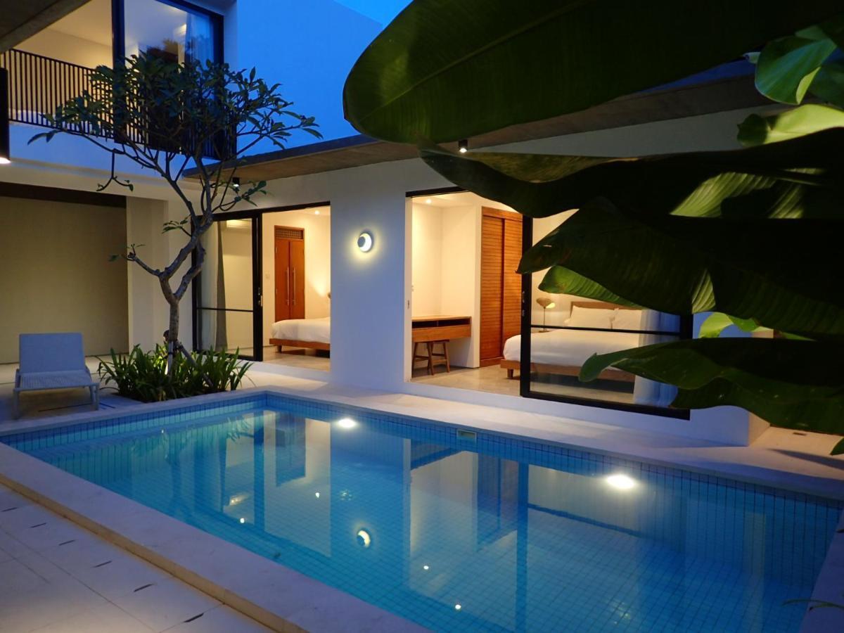 Villa Hujan Seminyak (Bali)