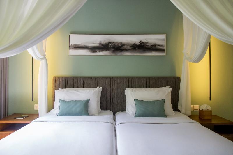 Hotel The Amala Estate 4*