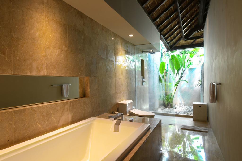 Hotel The Amala Estate 4*