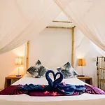 Peekaboo Villa Seminyak