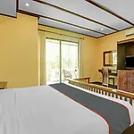 Collection O 90808 Kubu Carik Seminyak
