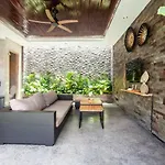 Simple And Magical . Villa Almaya
