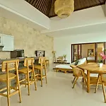 Villa Casey