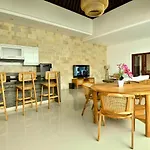 Villa Casey
