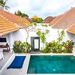 Casa Sintra - Romantic, Tranquil Hideaway, Walk To Beach