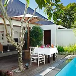 Nunia Boutique Villa