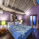 Villa West - Charming 2 Bdr Villa In Oberoi - Perfect Location!