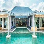 Villa West - Charming 2 Bdr Villa In Oberoi - Perfect Location!