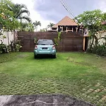 Heliconia Villa