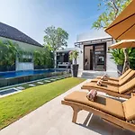 Lotus Luxury Villa Seminyak