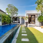 Lotus Luxury Villa Seminyak