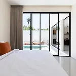 The R Villa Kaba - Incl. Motorbikes
