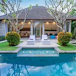 Villa Becca 4 Bedroom At Seminyak Near To The Beach