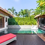 Luxurious Double King Villa W/Pool & Wifi+ Carpark