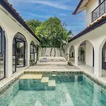 Villa Arca Seminyak By Santi Management