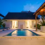 Charming 2Br Villa Ley 66 Walking To Shops&Beach