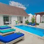 Charming 2Br Villa Ley 66 Walking To Shops&Beach