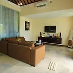 O Villas Seminyak